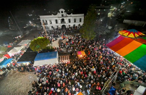 En la víspera de la fiesta en honor a la Virgen de la Asunción, en este municipio se realizan veladas en varias casas, así como la quema de “toritos” encuetados y fuegos pirotécnicos, eventos a los que asisten visitantes de otros municipios y los pobladores de esta localidad.