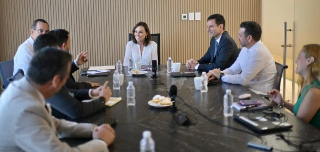 La Gobernadora destacó que este compromiso refleja la confianza de Bayer en Veracruz, un estado que ofrece estabilidad, infraestructura de calidad y capital humano altamente calificado mediante el fortalecimiento de políticas activas de promoción y atracción de inversión productiva.