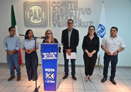 
El Partido Acción Nacional en Veracruz expresa su solidaridad y respaldo absoluto a las familias de personas desaparecidas, reconociendo la magnitud de la tragedia: junto con otras cuatro entidades, nuestro estado concentra el 44% de los casos en todo el país. 
