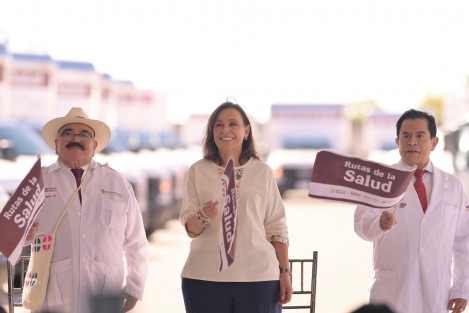 El Gobierno de México puso en marcha el programa Rutas de la Salud, estrategia nacional de distribución de medicamentos que tiene su origen en Veracruz, donde la gobernadora Rocío Nahle García implementó el modelo de las Camionetitas de la Salud.

