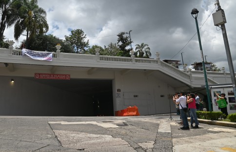 La activista feminista Wendy López puntualizó su propuesta de que el Viaducto sea renombrado como “Viaducta”, al señalar que “Xalapa y todas las calles también son parte de las mujeres”.

