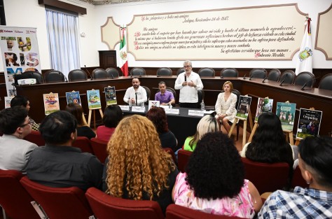 En Xalapa garantizamos trabajo, servicio, armonía y una mejor calidad de vida; estamos haciendo las cosas bien y, esto, es muestra de ello, afirmó el alcalde Alberto Islas Reyes, durante la entrega de reconocimientos a promotores turísticos que participaron en el programa vacacional “Verano en Xalapa 2025”.