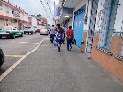 Está maña dio inicio al ciclo escolar 2025-2026 a nivel nacional miles de estudiantes de Educación Básica retornaron a clases en Xalapa.

