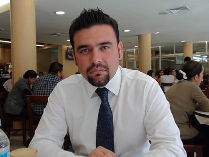 Silem García Peña, esposo de la regidora morenista Zabdy Azmaveth Quezada, es acusado por el Fiscal Federal del Distrito Sur de Nueva York, Jay Clayton, de formar parte de la red criminal dirigida por Naason Joaquín García, desde la Iglesia de La Luz del Mundo (LLDM), en la que serían responsables de amenazar, coaccionar y abusar sexualmente de niñas, niños y mujeres, así como por cometer delitos financieros y obstruir investigaciones penales en contra de los líderes de dicha asociación religiosa.