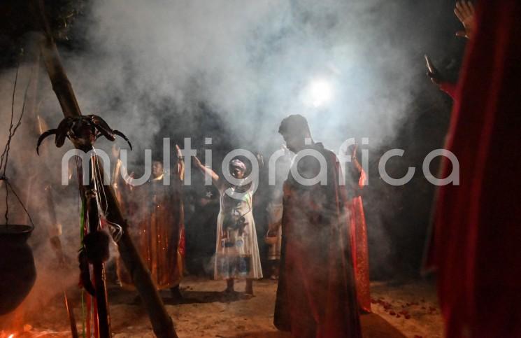 Brujos de Catemaco realizan misa negra y rituales en el Primer Viernes de Marzo