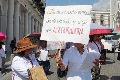 AJUPIV retoma manifestación en Xalapa; exige aseguradora y pago de seguros de vida