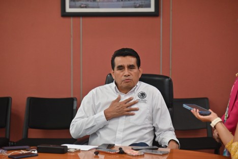 El presidente de la Junta de Coordinación Política (Jucopo) del Congreso del Estado de Veracruz, Esteban Bautista Hernández, informó que será en una próxima sesión cuando se analice la solicitud enviada por la gobernadora para la enajenación de ocho aeronaves, las cuales —dijo— podrían representar un riesgo debido a su antigüedad.