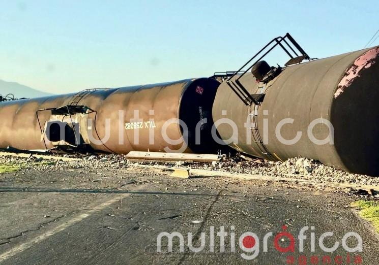 Descarrilan 11 vagones de tren con material inflamable en límites de Yauhquemehcan
