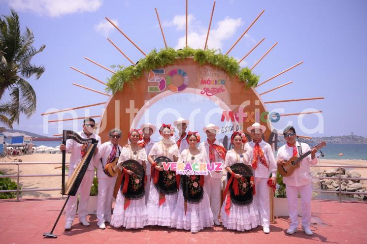 
Se concreta primer día de la participación de Veracruz en Ventana a México
