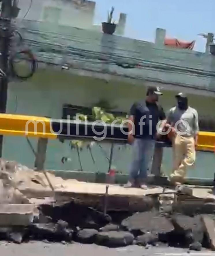 Atienden socavón en Lázaro Cárdenas tras haber sido alertados por la ciudadania