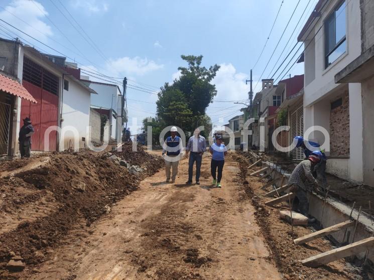 Realiza Daniela Griego recorrido de supervisión de obras