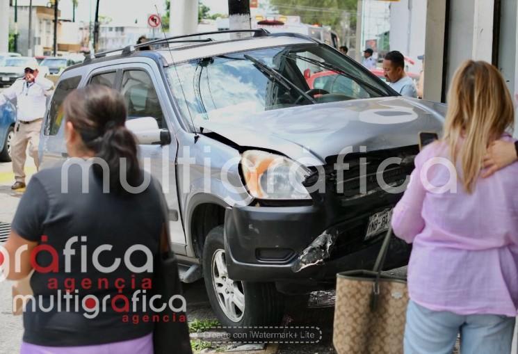Choque en cruce de Circuito Presidentes y Murillo Vidal genera movilización de cuerpos de emergencia