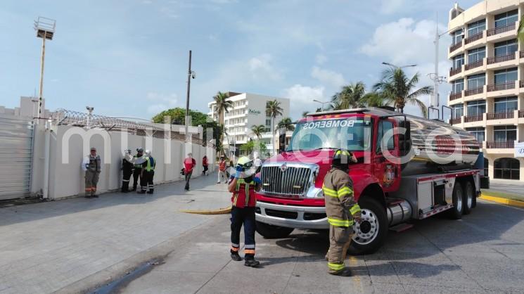 Se incendian dormitorios de la Escuela Náutica Mercante de Veracruz