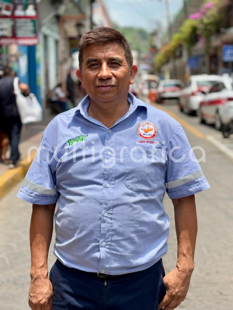 Braulio Elías Pérez Valencia, poeta originario de Papantla, fue reconocido por tercer año consecutivo en el Premio Literario Internacional 