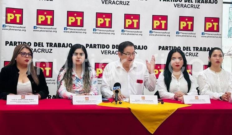 El Partido del Trabajo (PT) en Veracruz reiteró su respaldo a la presidenta Claudia Sheinbaum en la defensa de la soberanía nacional y el principio de no intervención. Asimismo, reconoció los esfuerzos del Gobierno del Estado en materia de seguridad pública, procuración de justicia, educación e inclusión social. La dirigencia petista también hizo un llamado a ampliar las oportunidades educativas para jóvenes aspirantes a la universidad, fortalecer la atención a personas con discapacidad y avanzar en acciones de ordenamiento vehicular que contribuyan a la seguridad y legalidad en la entidad.