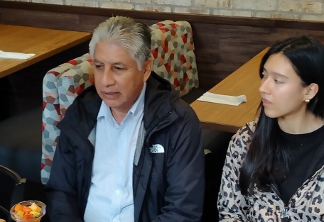 Durante un encuentro con medios en Xalapa, Federico Salomón Molina destacó la importancia de la libertad de expresión, cuestionó la situación de seguridad en Veracruz y afirmó que entrega un PAN fortalecido política y financieramente.