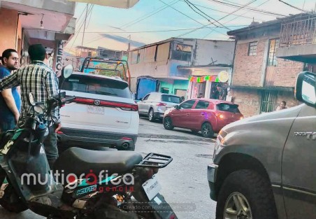 Sujetos armados asaltan cremería en la colonia Santa Leticia, en Fortín