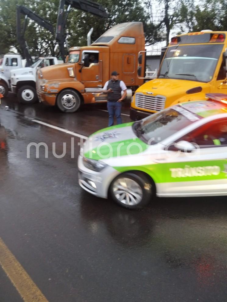 Tránsito Municipal despliega operativo vial en Xalapa ante bloqueos de la AMOTAC 