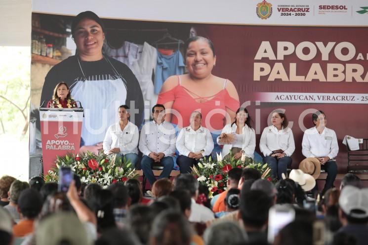 La seguridad también se construye con oportunidades para las familias: Rocío Nahle