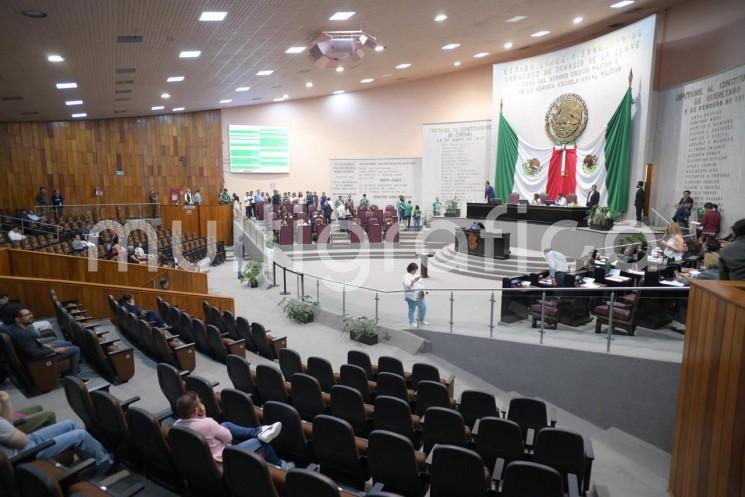 Incorpora Congreso el delito de acecho a legislación de Veracruz