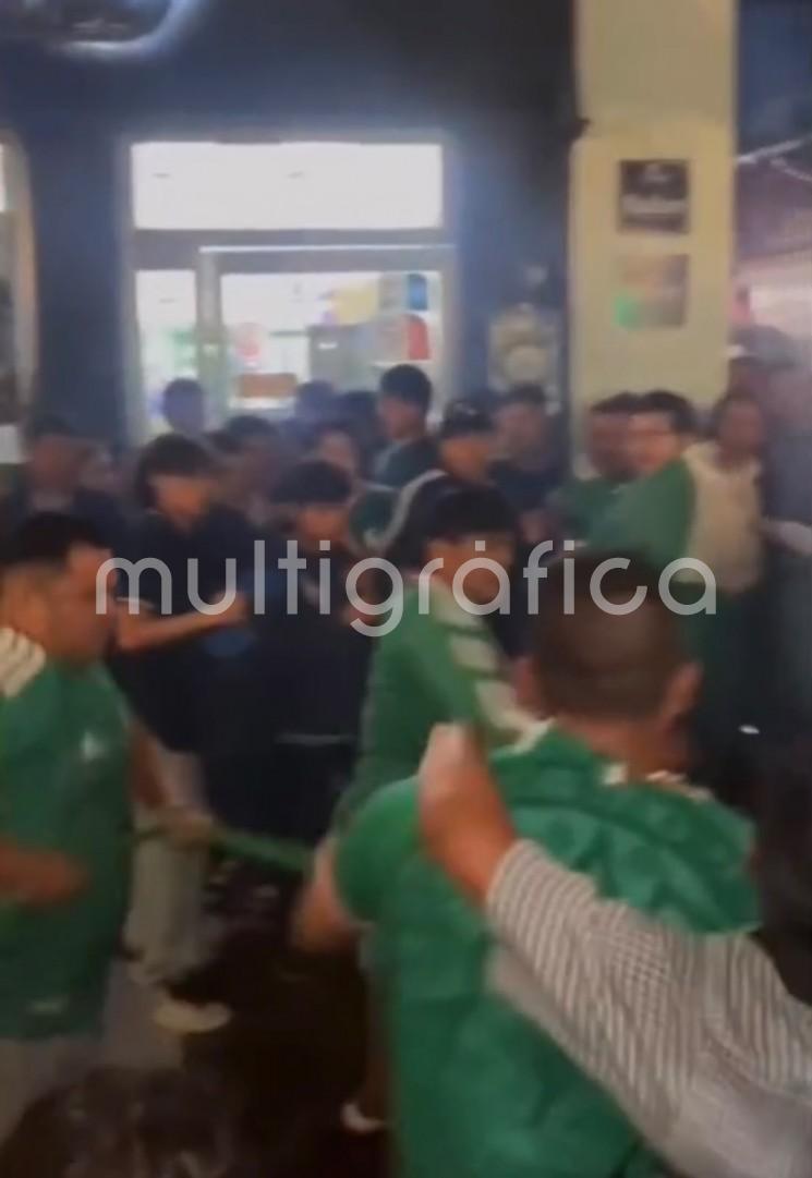 ?
Riña estalla en pleno corazón de Orizaba tras triunfo de México
