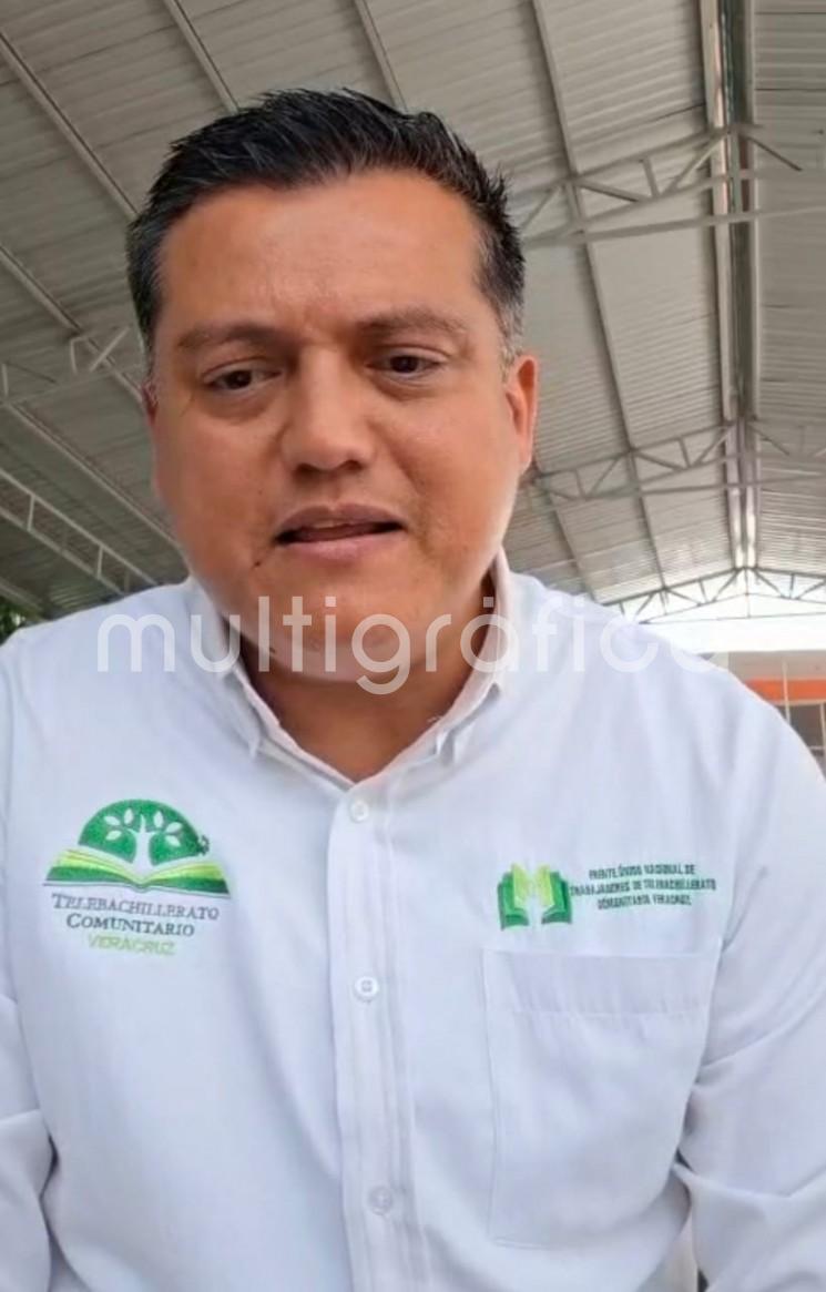 De manera sorpresiva despiden a maestro de la Coordinación Estatal del Bachillerato Comunitario