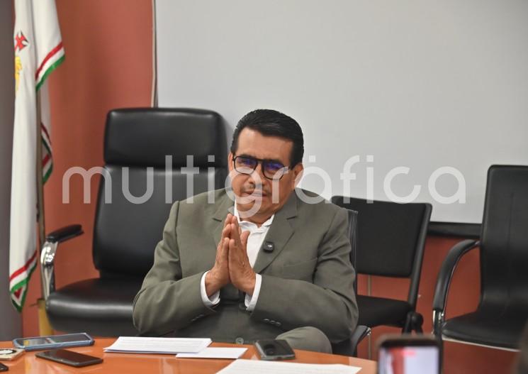 Esteban Bautista anuncia análisis riguroso de iniciativa para regular el servicio de aplicaciones en el estado