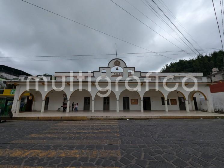 Prevale dialogo y política de puertas abiertas en el gobierno municipal de Banderilla.