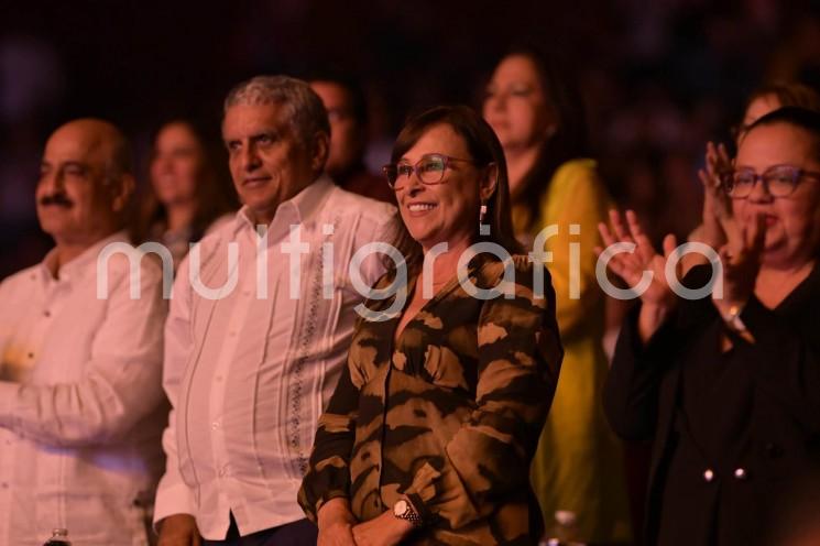 Con ovación de pie, Xalapa celebra la segunda noche del Festival Internacional del Bolero y Jazz
