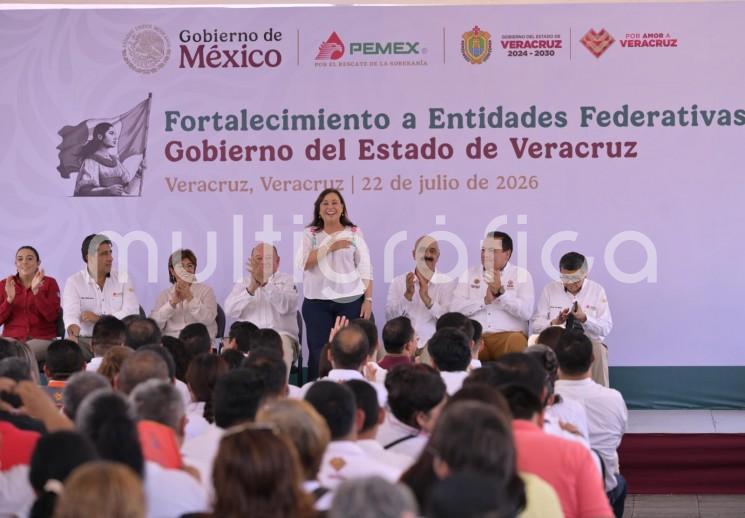 Con respaldo de Pemex, Veracruz amplía su capacidad de respuesta ante emergencias: Rocío Nahle