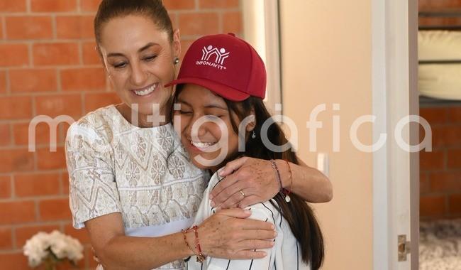 CSP anuncia preparatorias, atención casa por casa, empleo a jóvenes y presencia de la GN para construir paz y seguridad en Cuautla

-Vamos a construir juntas y juntos, porque este es un trabajo de todos, de las familias para que atiendan a sus hijos, del gobierno estatal y del gobierno federal-, destacó la Jefa del Ejecutivo Federal.