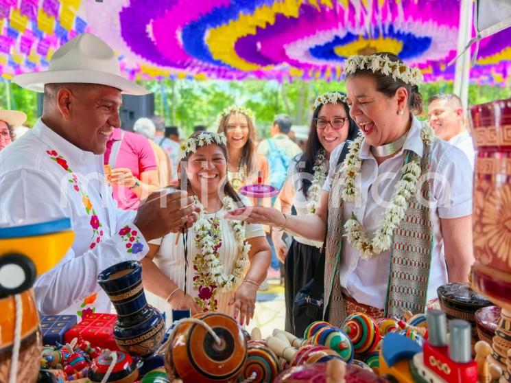 Inicia Veracruz en Los Pinos con un despliegue de cultura, tradición y gastronomía