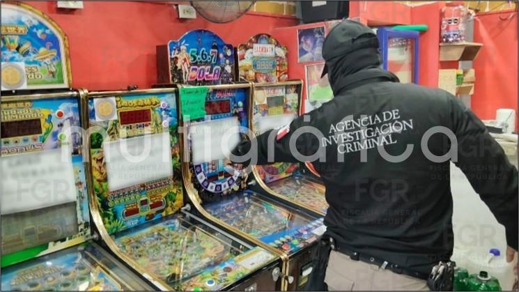 Por violación a la ley federal de juegos y sorteos, FGR asegura 15 minicasinos durante cateo, en Veracruz