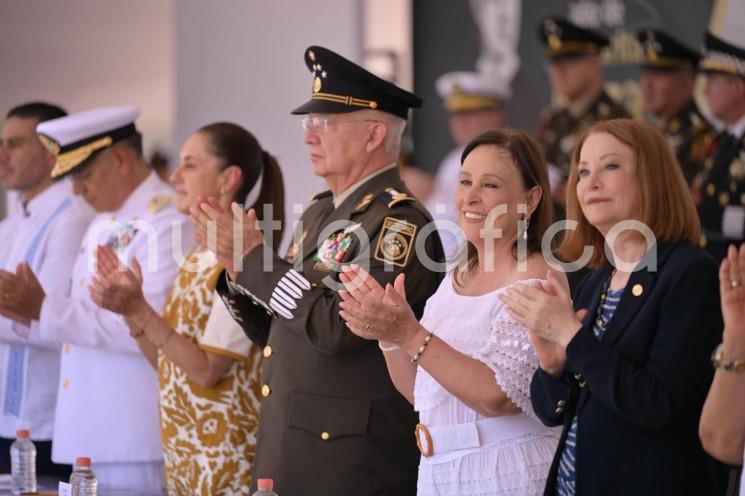 Acompaña Rocío Nahle a la presidenta Claudia Sheinbaum en graduación de cadetes navales