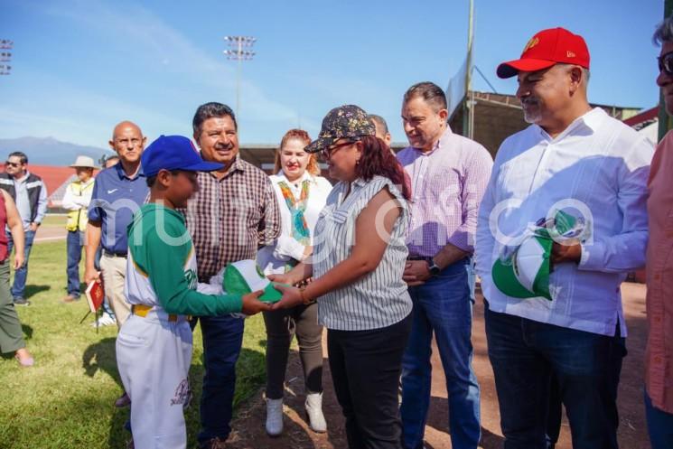 Inicia Ayuntamiento obra integral de rehabilitación del Parque Deportivo Colón