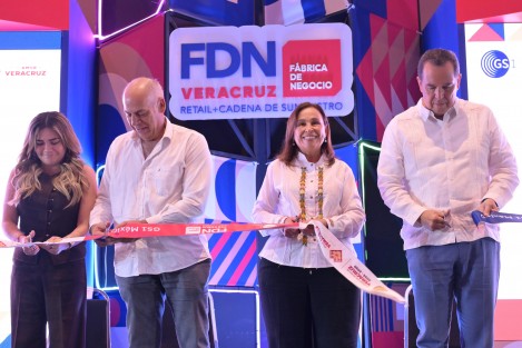 Inaugura Rocío Nahle Fábrica de Negocio; Veracruz abre sus puertas a la inversión y al intercambio comercial