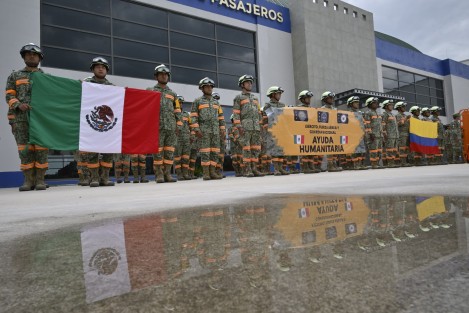Envía México Ayuda Humanitaria al pueblo de Colombia tras afectaciones por sismo.
