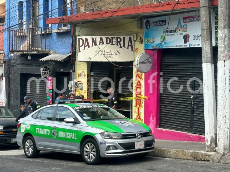 Muere hombre de la tercera edad en panadería de Xalapa
