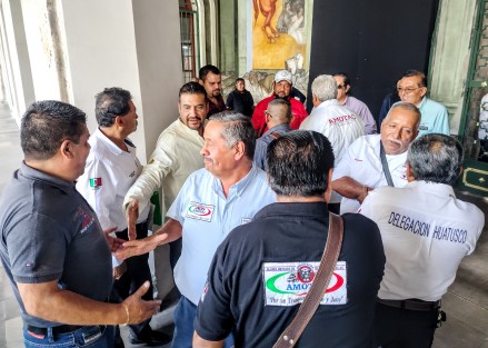 Transportistas de AMOTAC denuncian desatención del gobierno estatal para garantizar seguridad en carreteras de Veracruz 