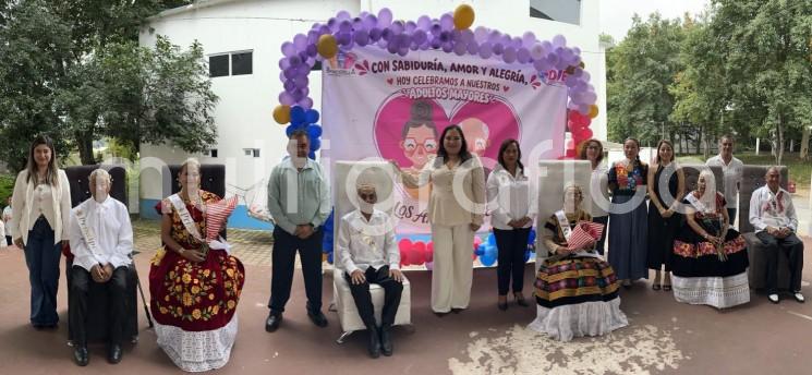Reconoce Banderilla a sus adultos mayores, pilares del desarrollo municipal