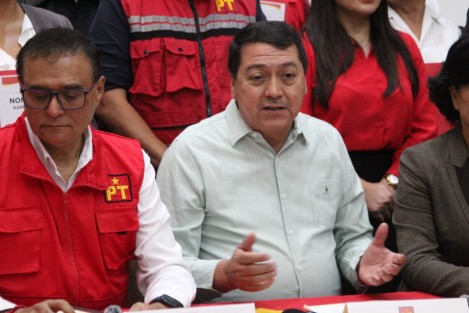 El representante de la Coordinadora Nacional del Partido del Trabajo (PT) en Veracruz, Benjamín Robles Montoya, consideró “factible” que personas vinculadas con la delincuencia puedan llegar a incorporarse al partido, al señalar que incluso en el relato bíblico Jesús, “que era hijo de Dios”, tuvo entre sus seguidores a Judas.