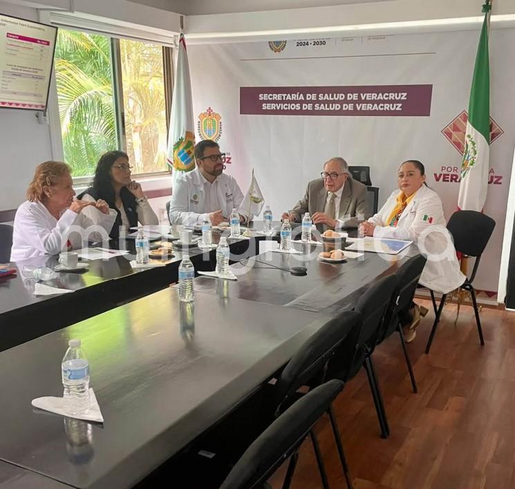 David Kershenobich revisa en Xalapa acciones contra brote de sarampión