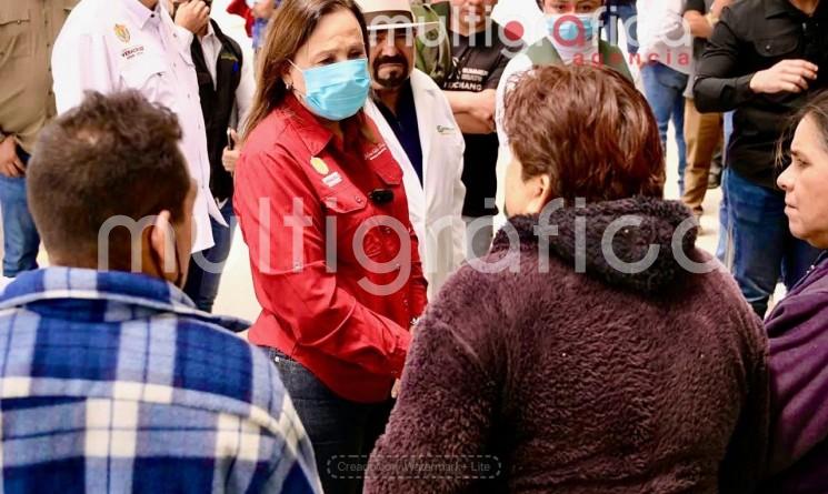 Nahle inicia recorrido por hospitales IMSS-Bienestar; supervisa abasto en Perote