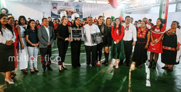 Escuela Normal de Veracruz Carlos A. Carrillo celebra 25 años formando docentes