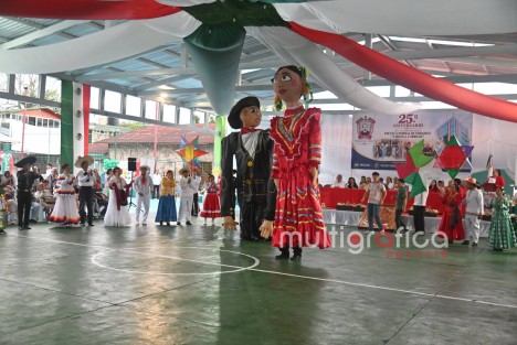 Escuela Normal de Veracruz Carlos A. Carrillo celebra 25 años formando docentes