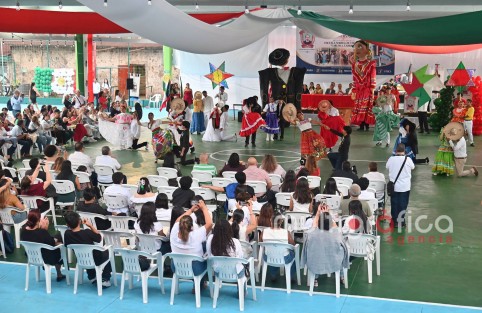 Escuela Normal de Veracruz Carlos A. Carrillo celebra 25 años formando docentes