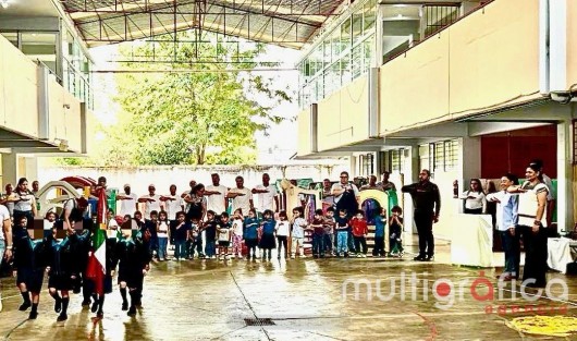 Raquel Bonilla visita CAI-01 de Xalapa y ofrece apoyo al plantel

