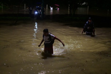 Fuertes lluvias golpean Xalapa; dejan inundaciones, daños y una persona fallecida
