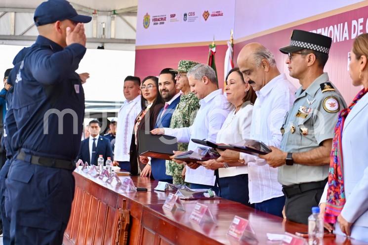 Entrega gobernadora Rocío Nahle patrullas y equipamiento a SSP por más de 180 mdp 