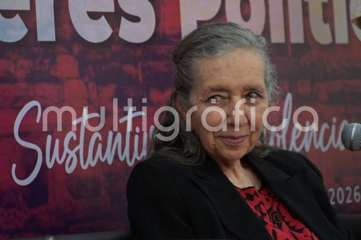 La voz de Marcela Lagarde y de los Ríos, antropóloga e investigadora, una de las principales referentes del feminismo mexicano y latinoamericano, estuvo presente en la conferencia magistral -Sororidad y el acuerdo político entre mujeres- en el Quinto Encuentro Nacional de Mujeres Políticas -Igualdad Sustantiva Sin Violencia Política-, la cual fue moderada por Josefina Meza Espinosa, Presidenta Nacional y Fundadora de la Red Nacional de Mujeres Defensoras de la Paridad en Todo de la República Mexicana.